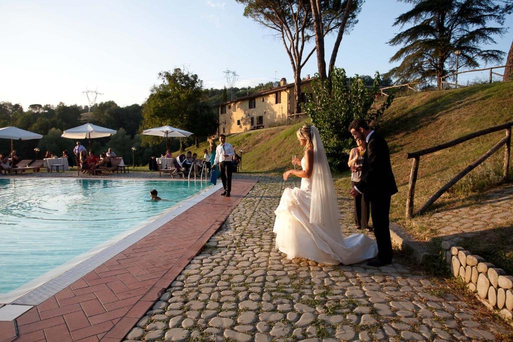 Villa Poggio Di Gaville Meleto Luaran gambar